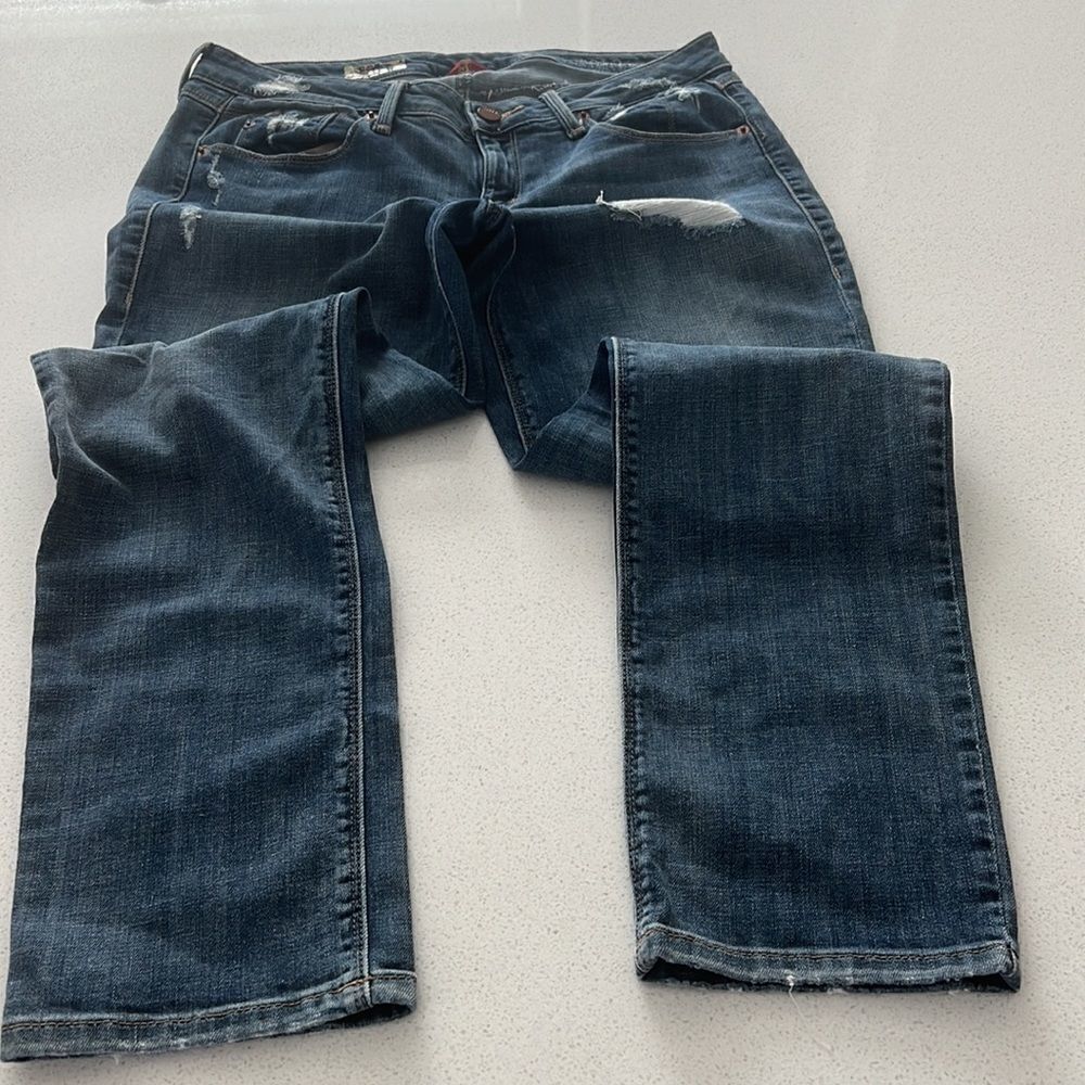 Women’s Sold Design Lab Distressed Jeans - Picture 3 of 8